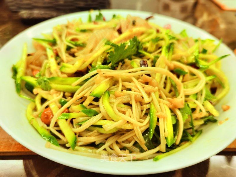 黄瓜拌金针菇的做法