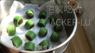 迷您抹茶豆沙小馒头，抹茶风味共同，表面翠绿清爽，里面坚实苦涩。的做法步调：15