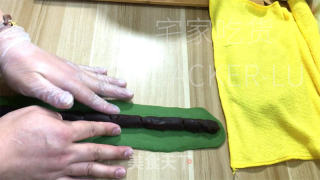 迷您抹茶豆沙小馒头，抹茶风味共同，表面翠绿清爽，里面坚实苦涩。的做法步调：11