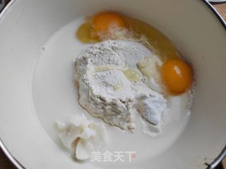 喷鼻酥麻花的做法步调：1
