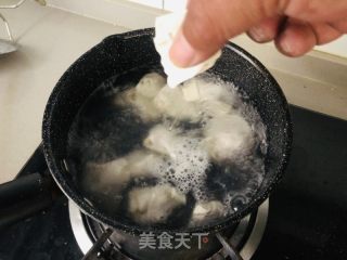 浑汤馄饨的做法步调：1