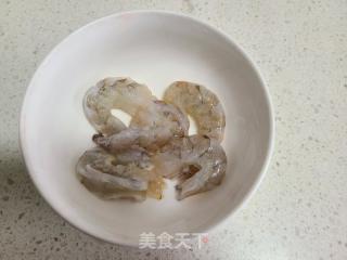黄豆炒虾仁的做法步调：3