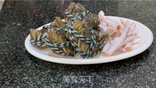 虾蟹煲的做法步调：1