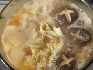 鳕鱼萝卜利剑菜火锅的做法步调：10