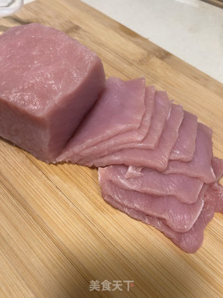 锅包肉的做法步调：1