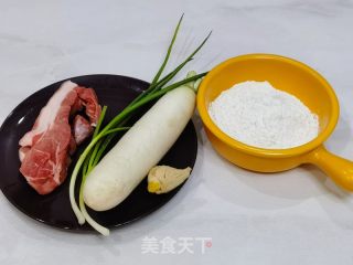 汤圆如许做没有开裂没有粘牙，硬糯陈喷鼻的做法步调：1