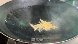番茄咸菜炒鳗鱼的做法步调：5