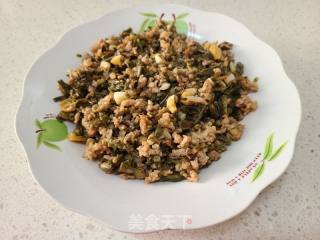 蒜喷鼻干豆角炒肉沫的做法步调：8