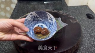 酸菜咸梅焖黑鱼的做法步调：1