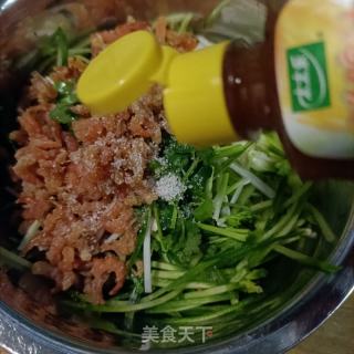 海米拌青萝卜的做法步调：9