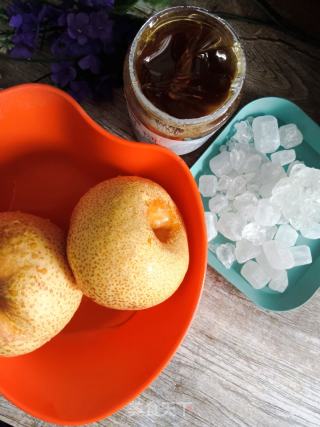 润肺行咳的梨膏棒棒糖的做法步调：1