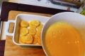 香蕉烤蛋奶的做法步骤：2